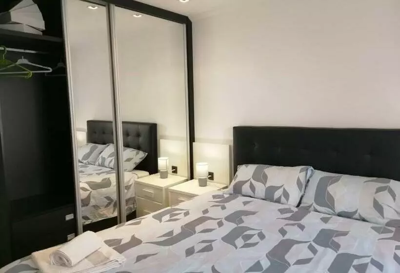 Elche Piso Entero 3 Dormitorios Dobles