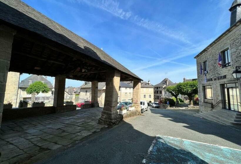 Treignac Place Studio