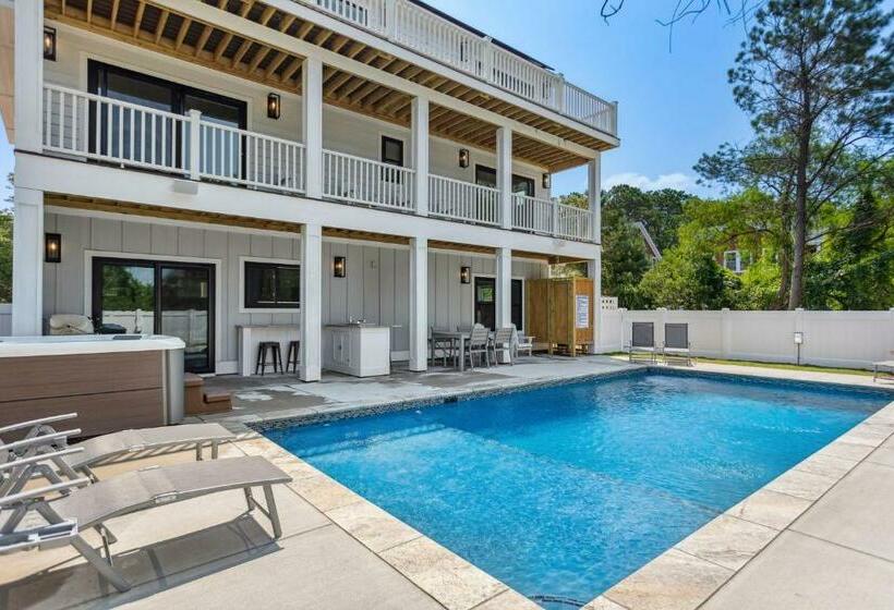 1816 Seaview Estate Soundfront