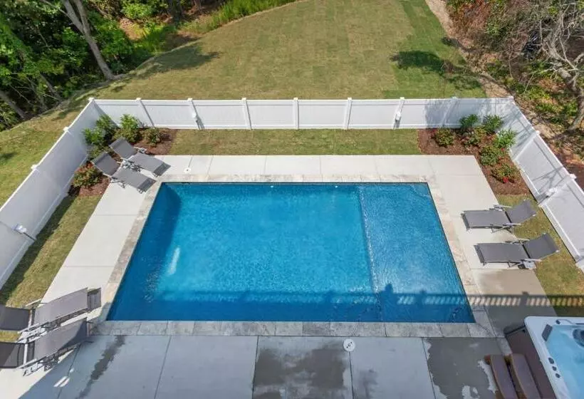 1816 Seaview Estate Soundfront