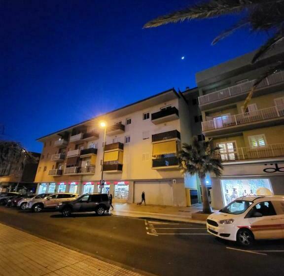 Apartamento Céntrico En Candelaria, Con Piscina