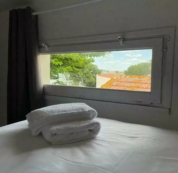 Oasis Cove, Maisons Au Bord De L Eau, Plage De Sète