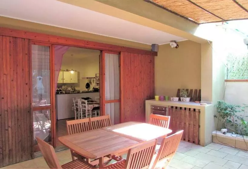 Purple House   Arboriamar Platamona