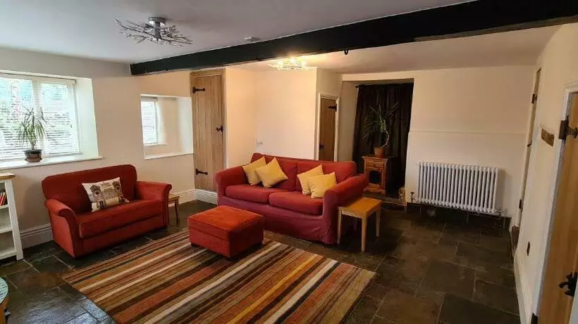 Quoit Green Lodge