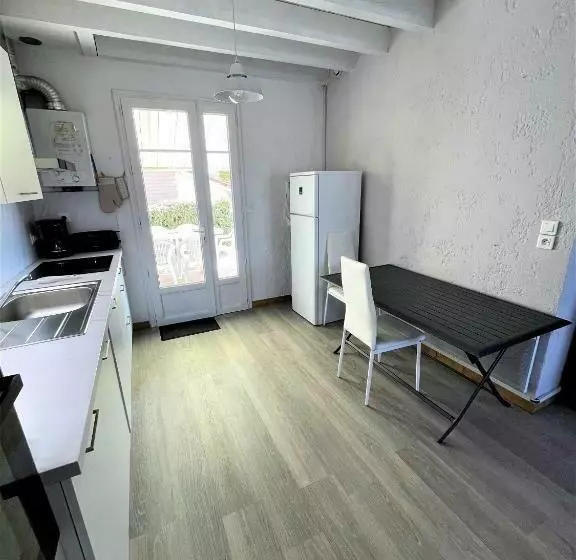Réf 277 Seignosse Les Bourdaines , à Proximité Immédiate De La Plage, Villa Patio Classée 2 étoiles