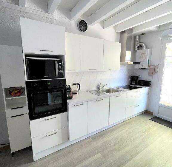 Réf 277 Seignosse Les Bourdaines , à Proximité Immédiate De La Plage, Villa Patio Classée 2 étoiles