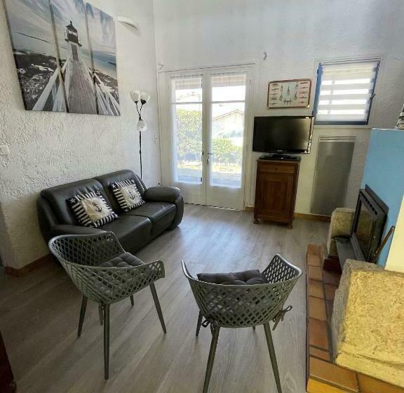 Réf 277 Seignosse Les Bourdaines , à Proximité Immédiate De La Plage, Villa Patio Classée 2 étoiles