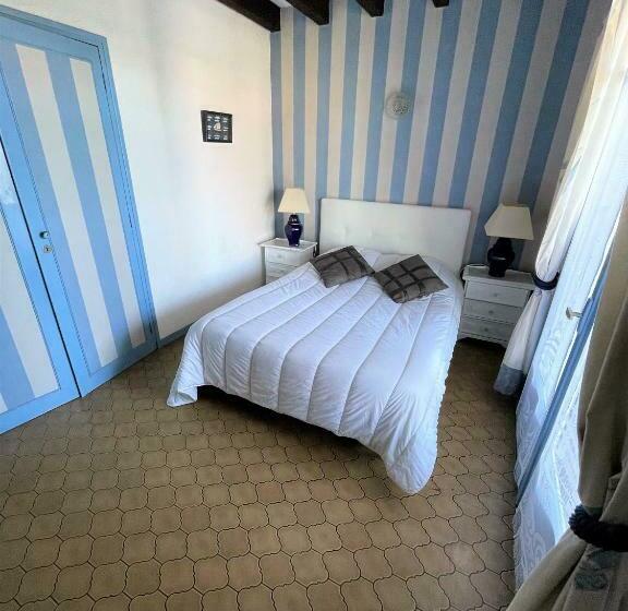 Réf 277 Seignosse Les Bourdaines , à Proximité Immédiate De La Plage, Villa Patio Classée 2 étoiles