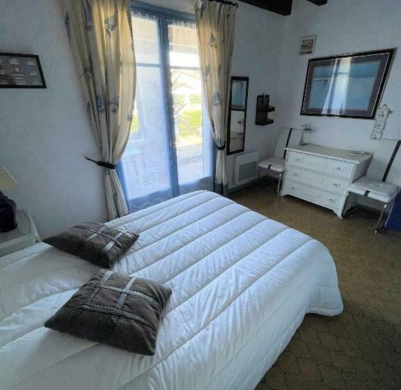 Réf 277 Seignosse Les Bourdaines , à Proximité Immédiate De La Plage, Villa Patio Classée 2 étoiles