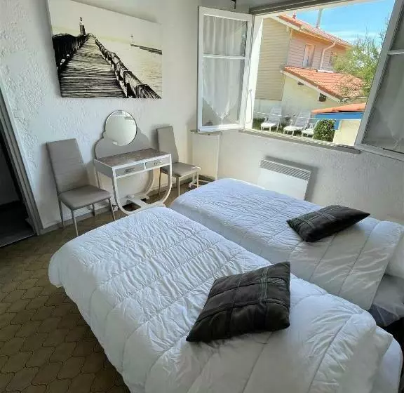 Réf 277 Seignosse Les Bourdaines , à Proximité Immédiate De La Plage, Villa Patio Classée 2 étoiles