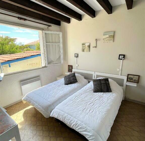 Réf 277 Seignosse Les Bourdaines , à Proximité Immédiate De La Plage, Villa Patio Classée 2 étoiles