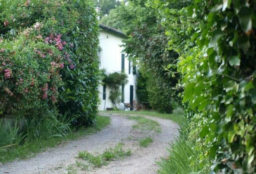 2 Bed Apartment On The Dordogne River