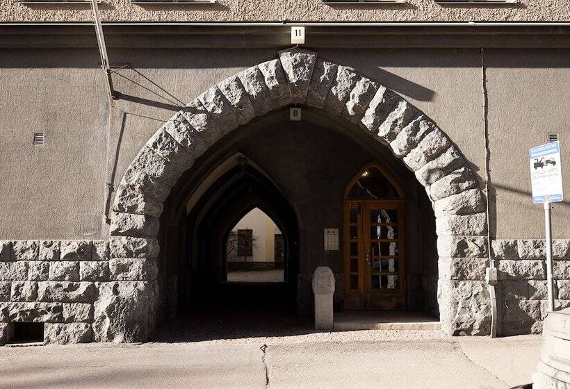 2ndhomes Cozy Courtyard Home With Sauna In Kruununhaka