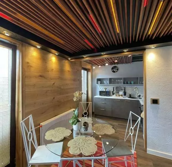 Guest House Bermuuda Family Apartment