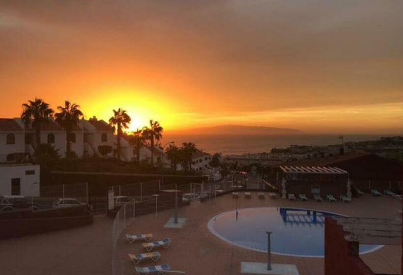 Lovely Duplex   Two Bedroom Community Pool   Near Beach