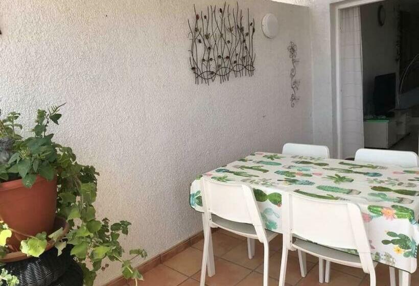 Lovely Duplex   Two Bedroom Community Pool   Near Beach