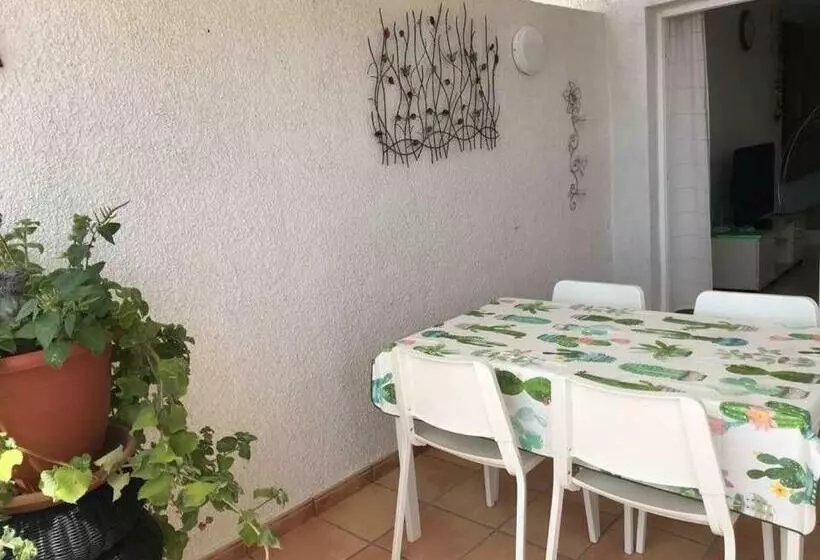 Lovely Duplex   Two Bedroom Community Pool   Near Beach