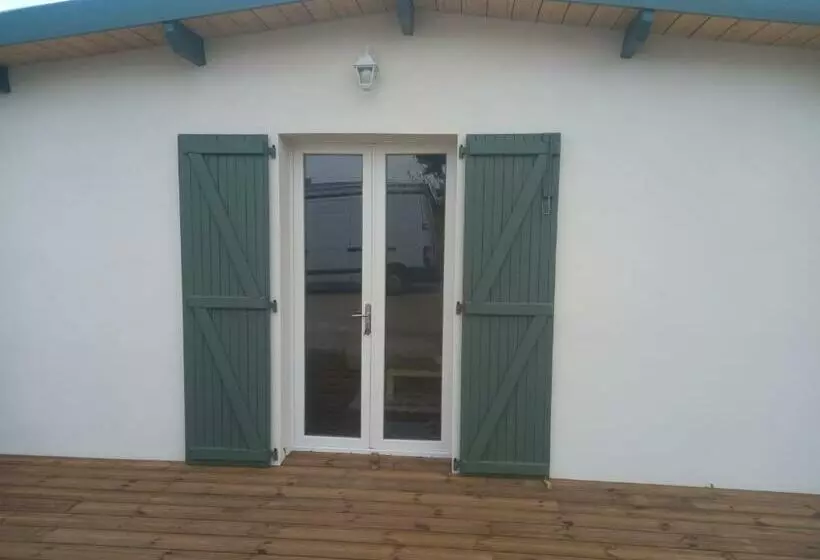 Une Petite Maison Et Sa Prairie