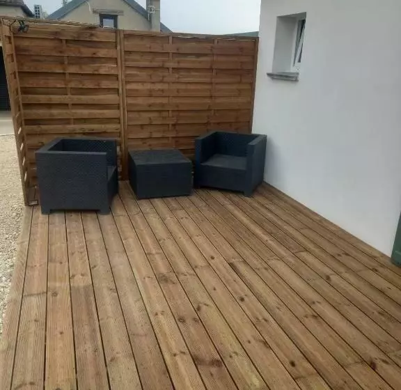 Une Petite Maison Et Sa Prairie