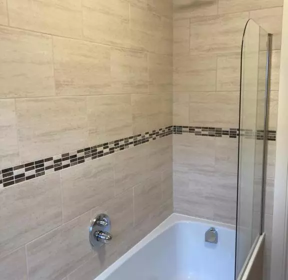 Apartment 8 The Landings