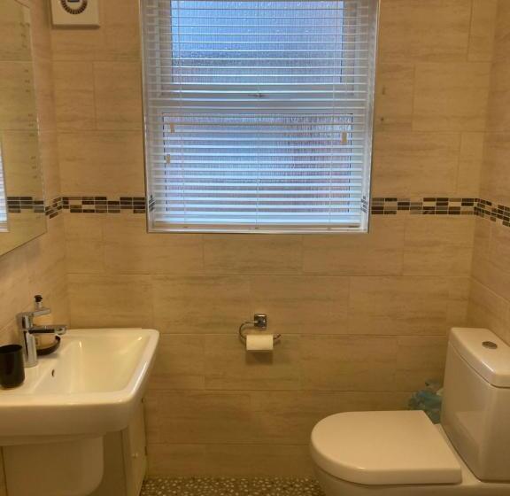 Apartment 8 The Landings