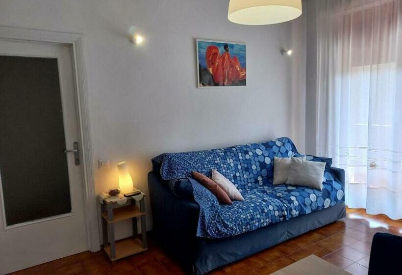 Grazioso Bilocale Caletta Castiglioncello   Tuscany