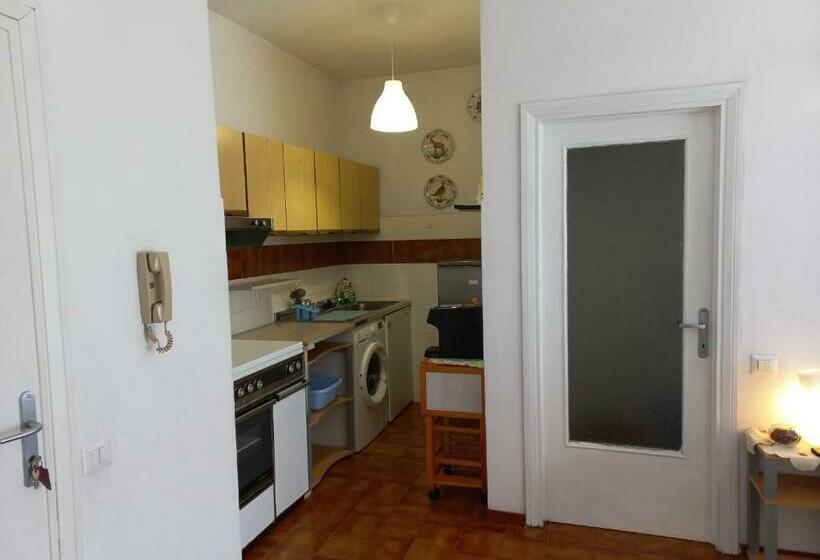 Grazioso Bilocale Caletta Castiglioncello   Tuscany