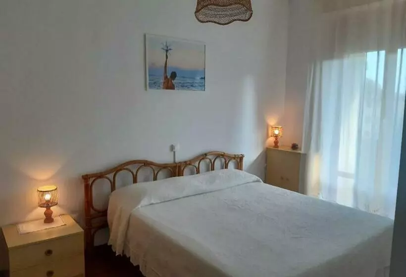 Grazioso Bilocale Caletta Castiglioncello   Tuscany