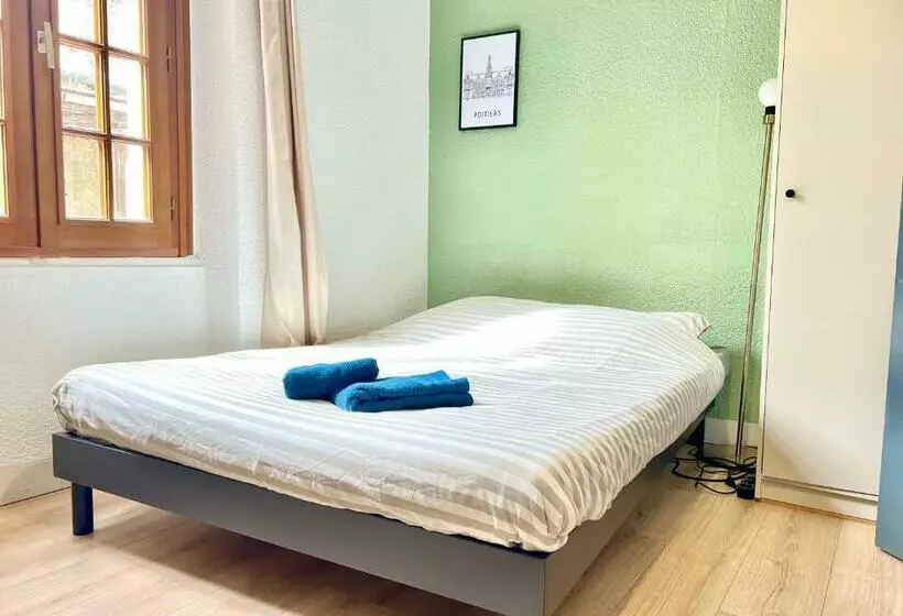 Le Blossac, à 300m Du Centre Ville   Wifi