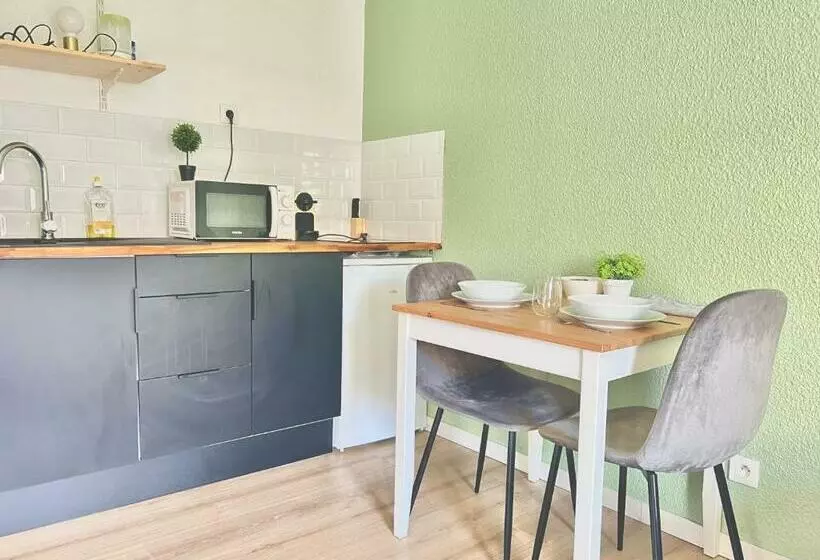 Le Blossac, à 300m Du Centre Ville   Wifi