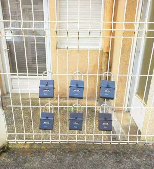 Le Blossac, à 300m Du Centre Ville   Wifi