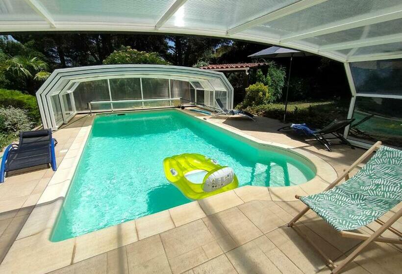 Mas Vallcrosa Studio Calme Et Confortable Avec Piscine