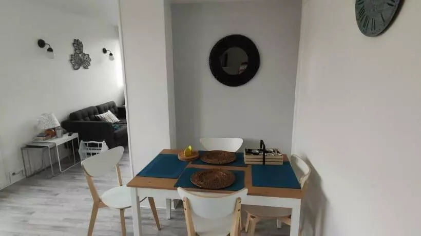 Victoria S Place