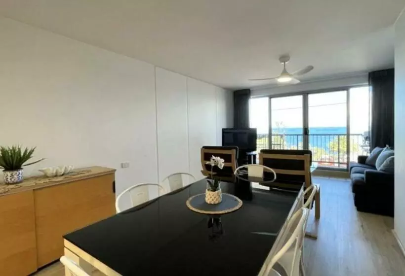 Waterfront, Excellent Ocean & Shipping Lane View