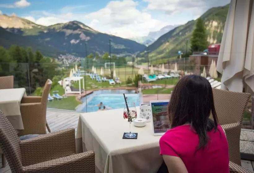 Albion Mountain Spa Resort Dolomites