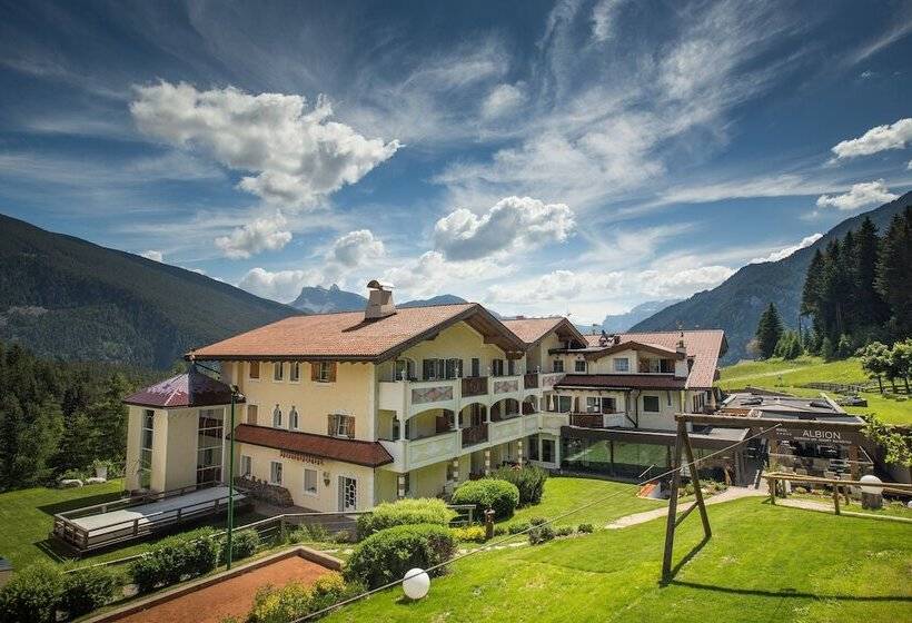 Albion Mountain Spa Resort Dolomites