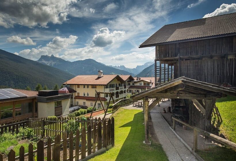 Albion Mountain Spa Resort Dolomites