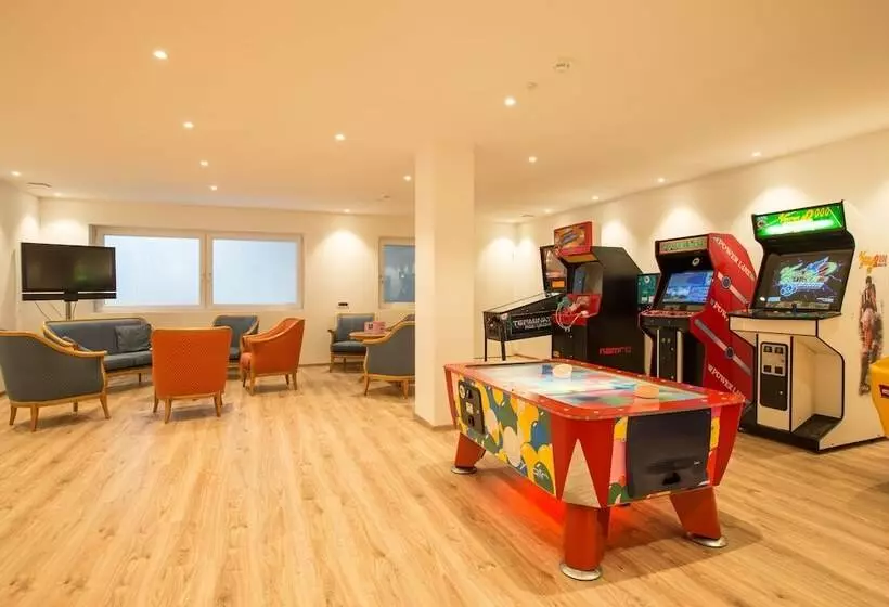 Albion Mountain Spa Resort Dolomites