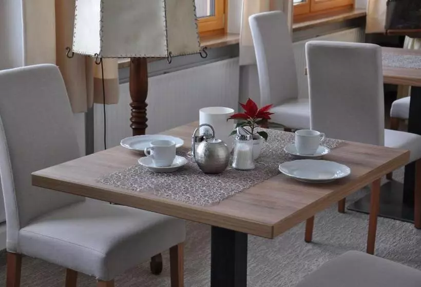 Bed and Breakfast Cafe Pension Erbhof