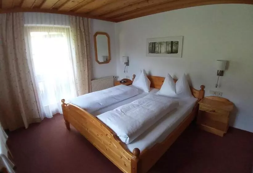 Bed and Breakfast Cafe Pension Erbhof