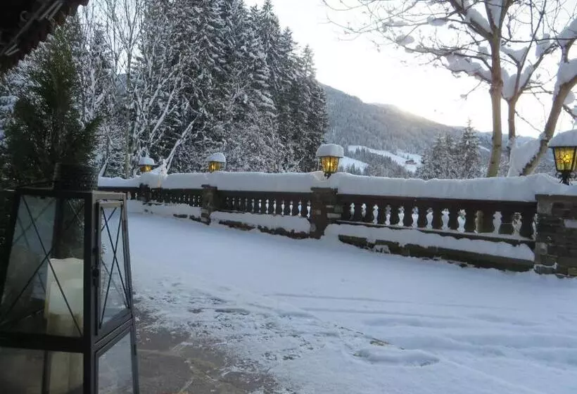 ベッドアンドブレックファースト Pension Mühlbachhof