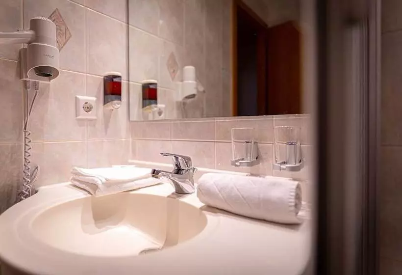 酒店 Amselgrundschlosschen