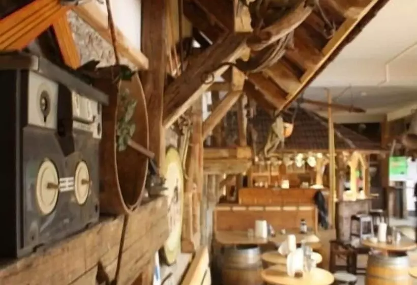 فندق Fichtelberghütte