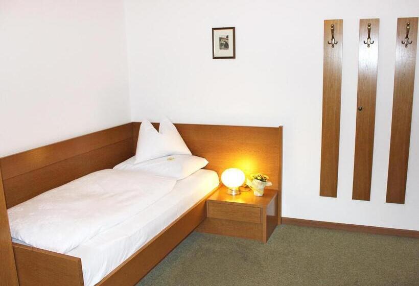 ホテル Garni An Der Leit