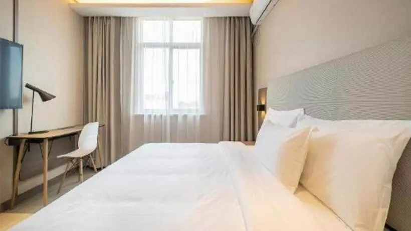 Hanting Hotel Kunshan South Railway Station