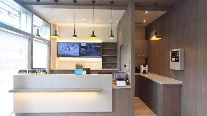 Hanting Hotel Kunshan South Railway Station