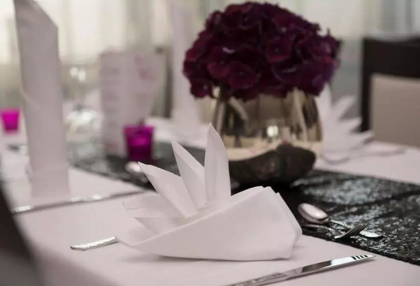 פנסיון Rhönblick Landhotel Restaurant Countrypub