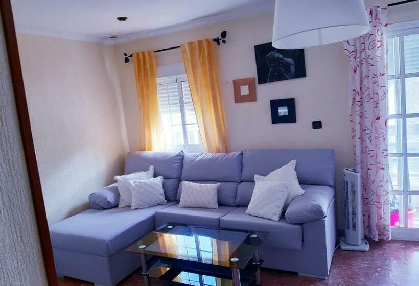 Cadiz Rented Con Aparcamiento Gratis En La Zona