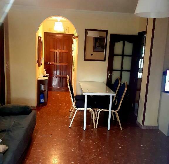 Cadiz Rented Con Aparcamiento Gratis En La Zona