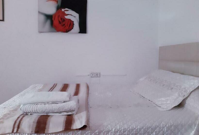 Cadiz Rented Con Aparcamiento Gratis En La Zona